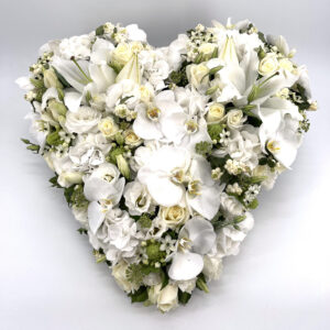 CŒUR DE FLEURS BLANCHES